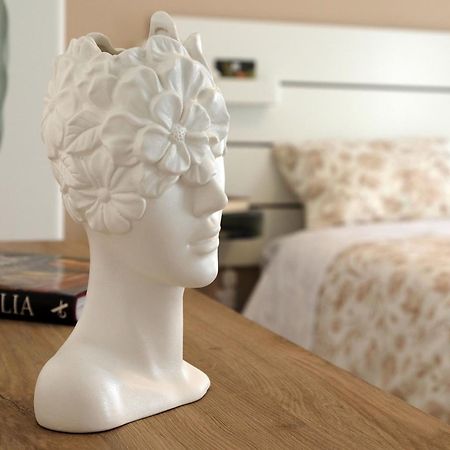 Victoria Home Living Катания Екстериор снимка